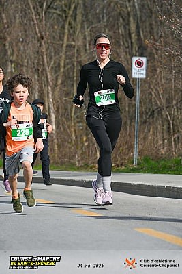 250708_15346.jpg Course et marche Ste-Thérèse 2km,206,228,